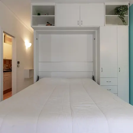 Mediterranee By Interhome サンレモ